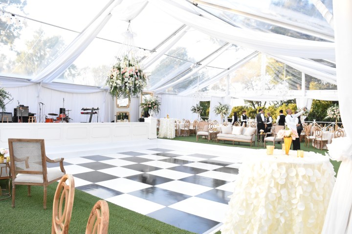 Web C Brooke Ring Neal Wedding-16