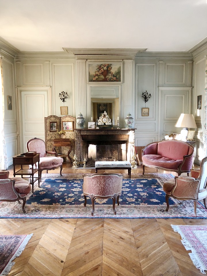 849F3F98-0C51-4EC1-AFC4-FE5D2B2004BC